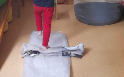 Pobawmy się razem – ścieżka sensoryczna